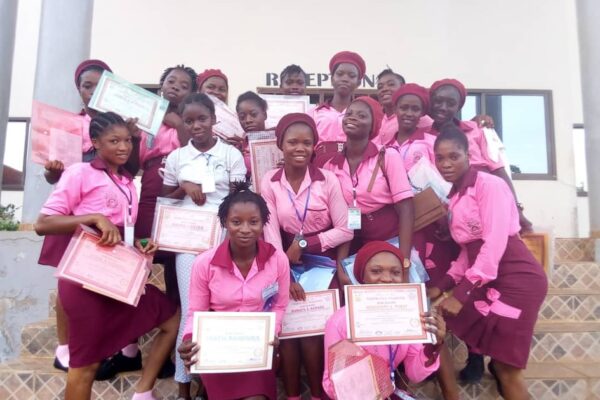 74680666_418951292380809_4541675611961163776_n