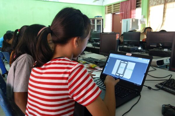 74795240_428757464733525_8278852730680770560_n