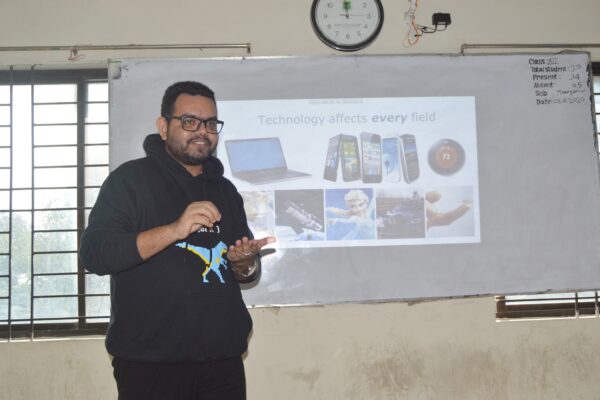 82735464_470335847242353_8637994326854467584_n